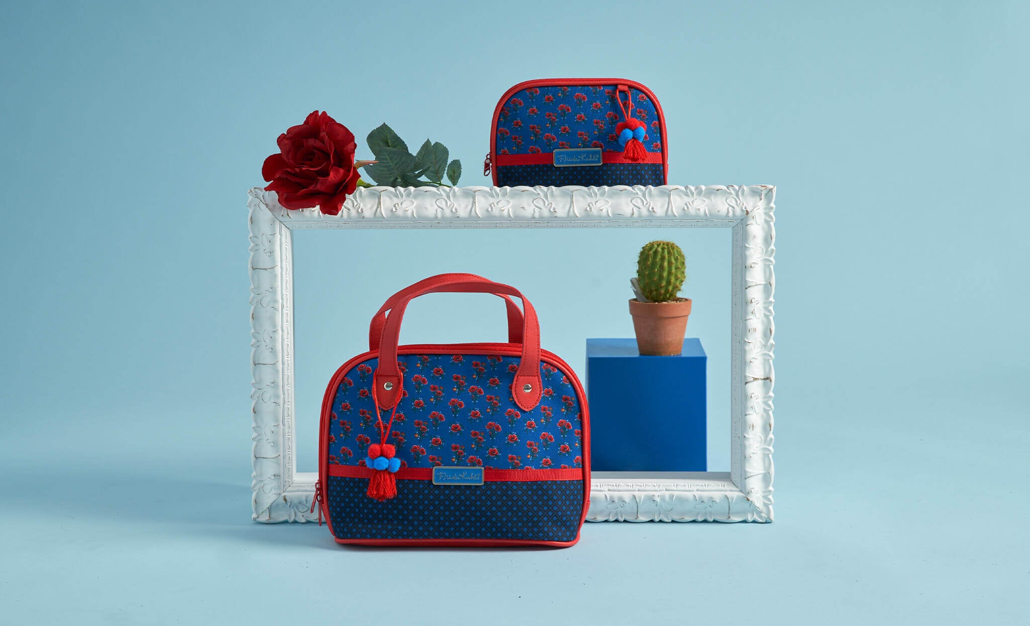 deep-sleep-studio-frida-kahlo-bagss-2048x1245-1 deep-sleep-studio-frida-kahlo-bagss-2048x1245-1